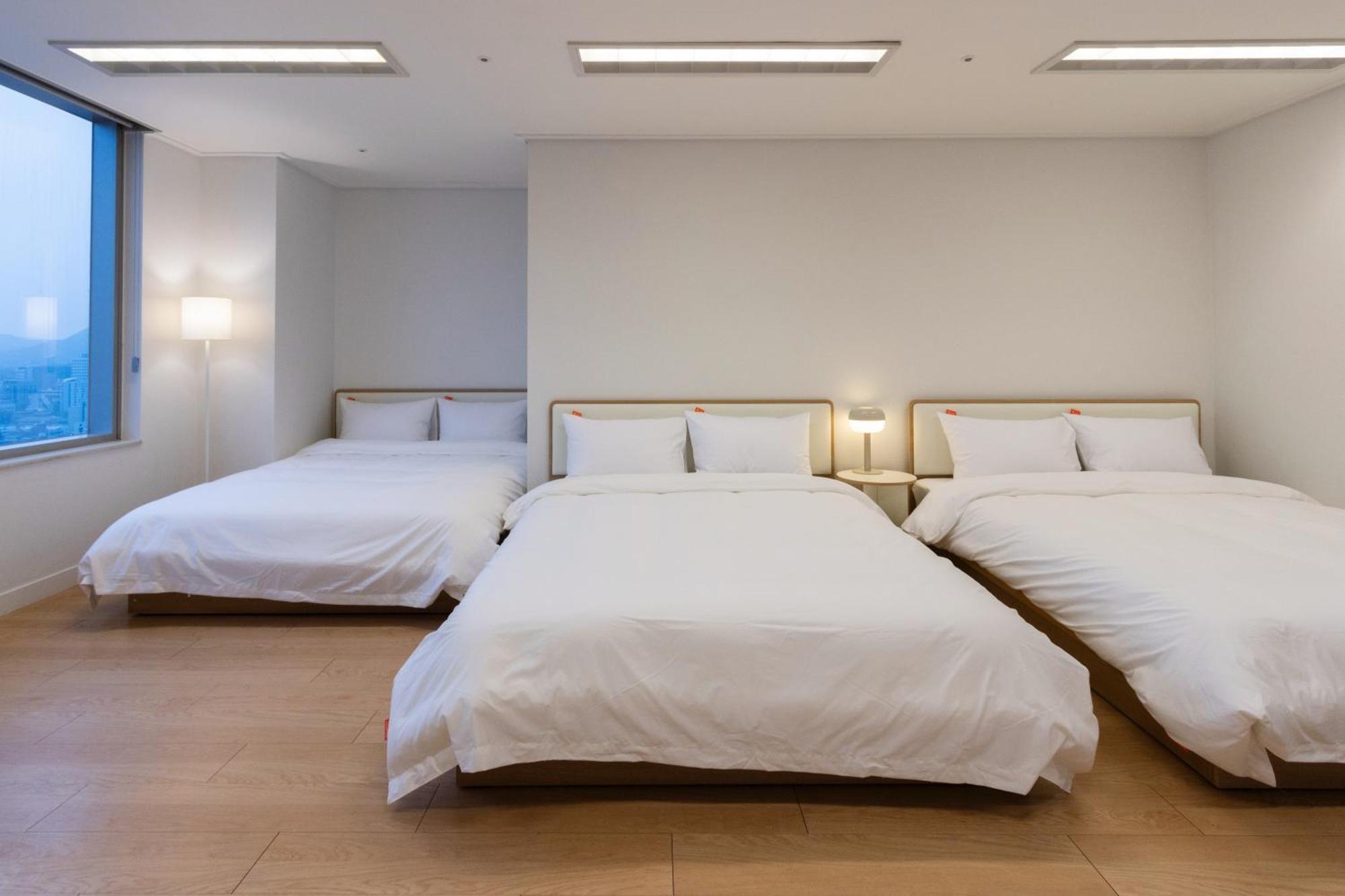 "Grand Opened" Maxtyle Guesthouse Dongdaemun Seúl Exterior foto