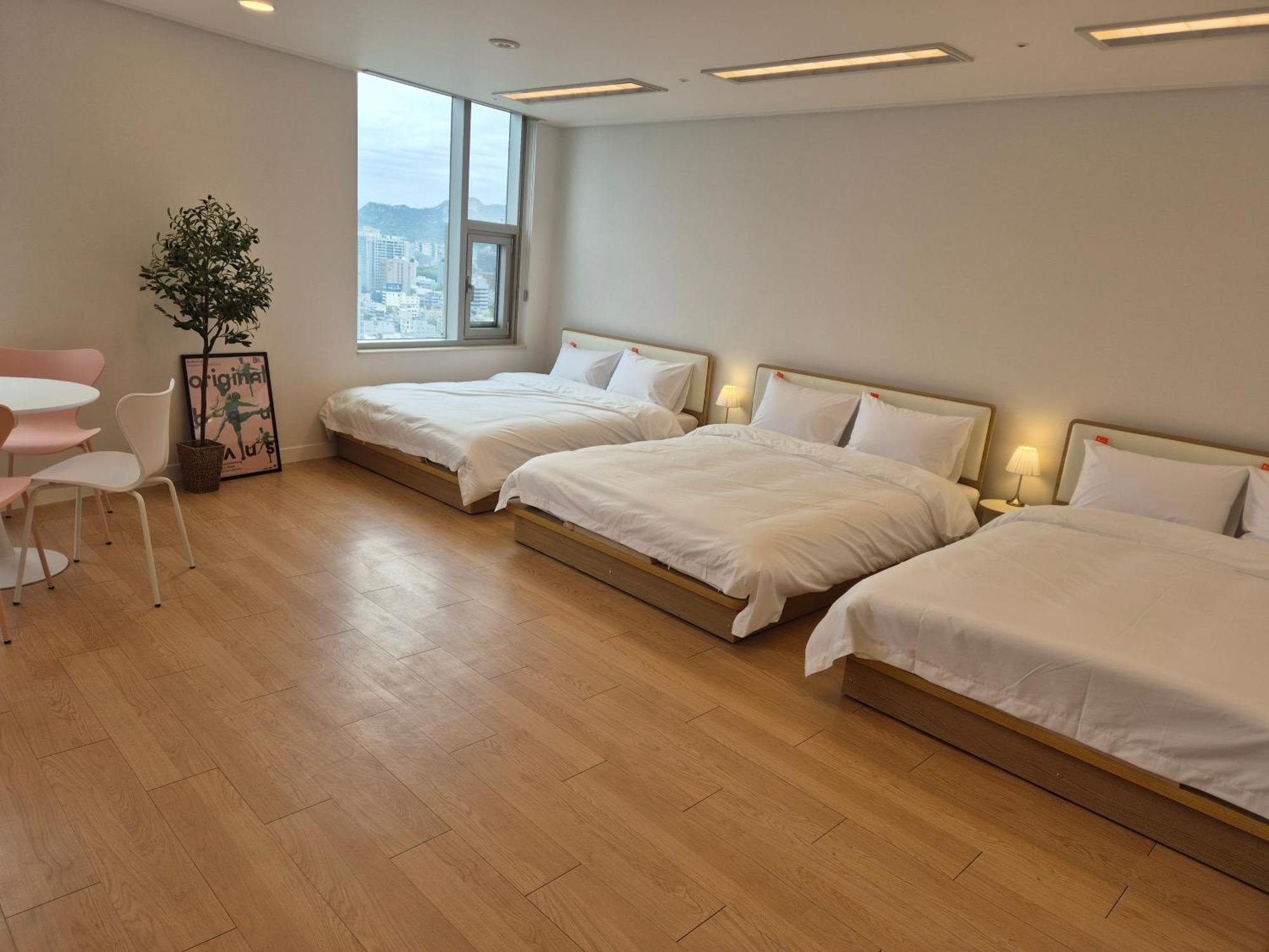 "Grand Opened" Maxtyle Guesthouse Dongdaemun Seúl Exterior foto